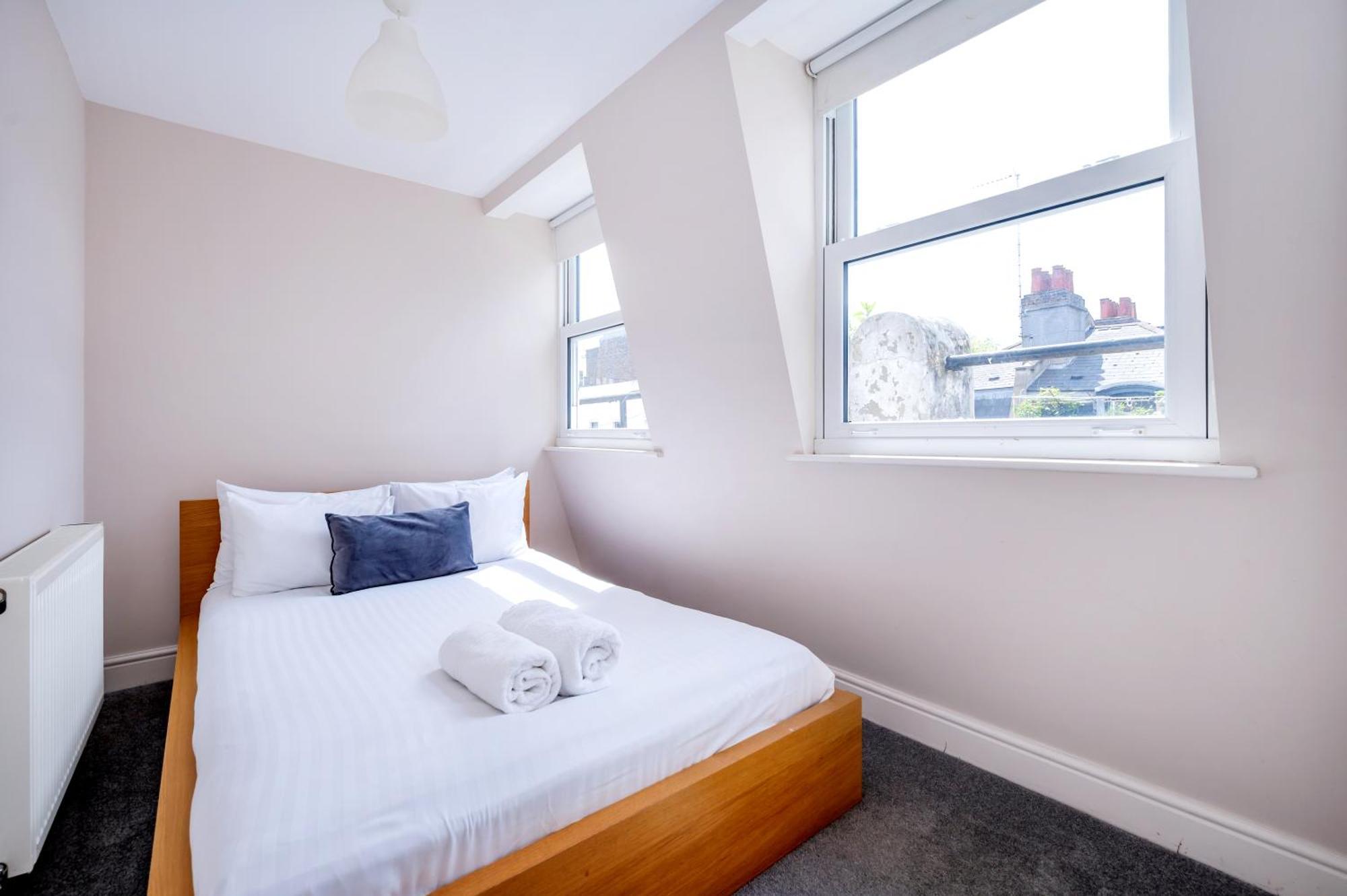Paddington Modern Apartments Лондон Екстериор снимка