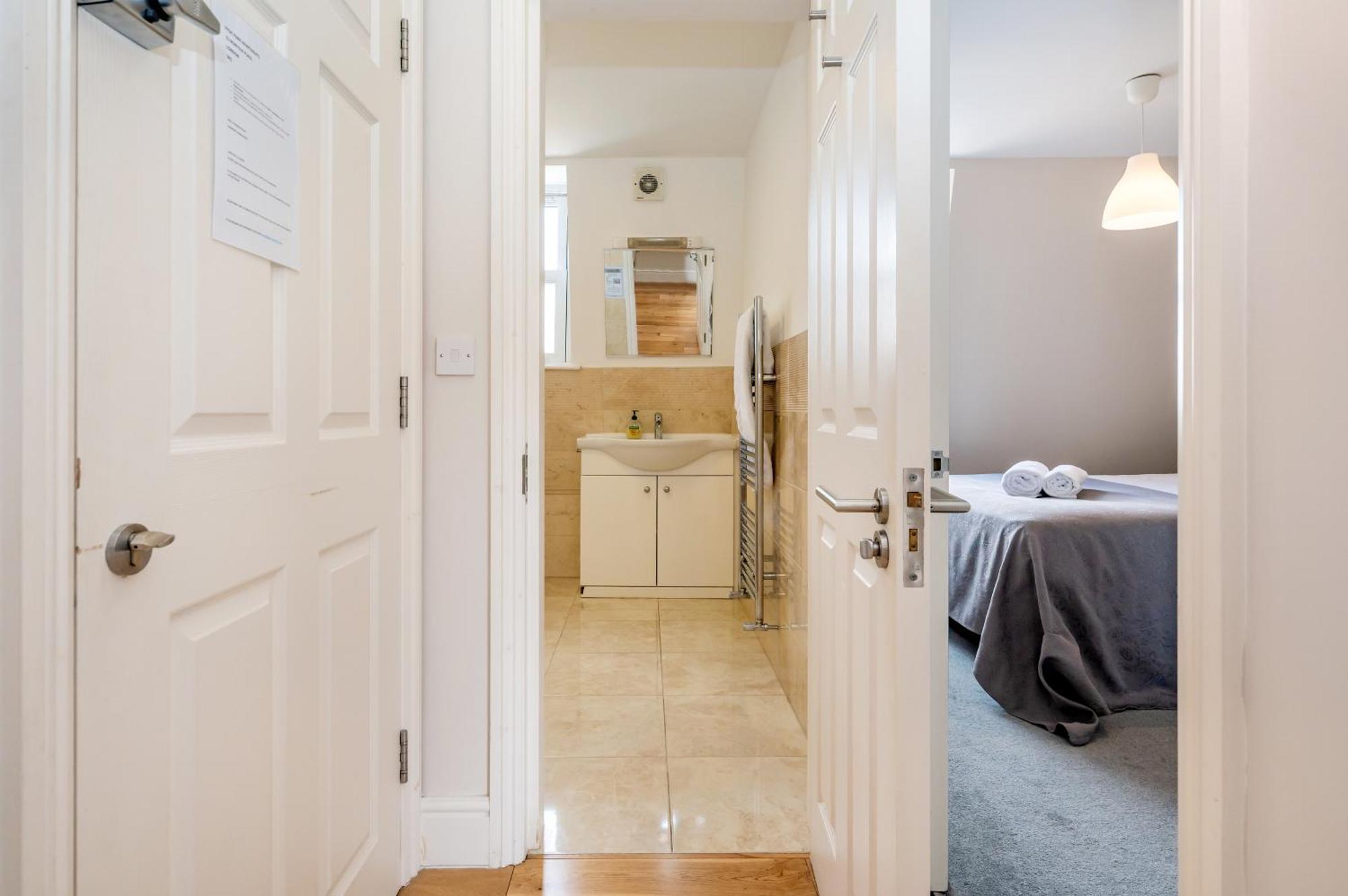 Paddington Modern Apartments Лондон Екстериор снимка