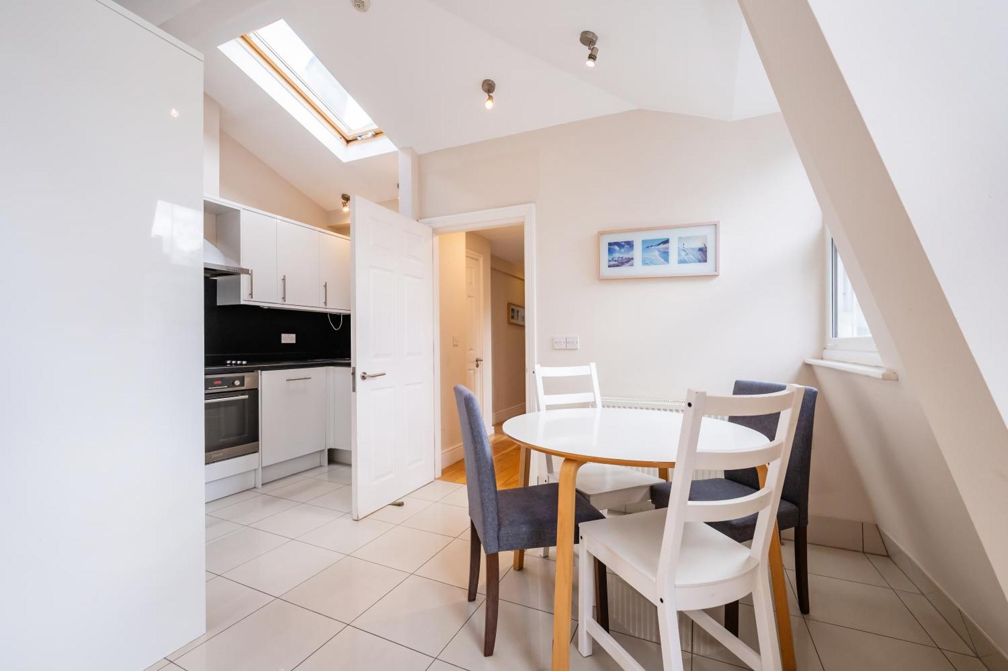 Paddington Modern Apartments Лондон Екстериор снимка